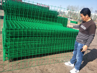 圈地護欄網